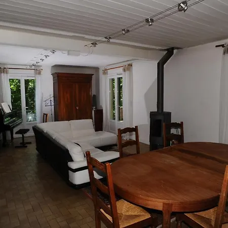 Maison Spacieuse En Bord De Riviere